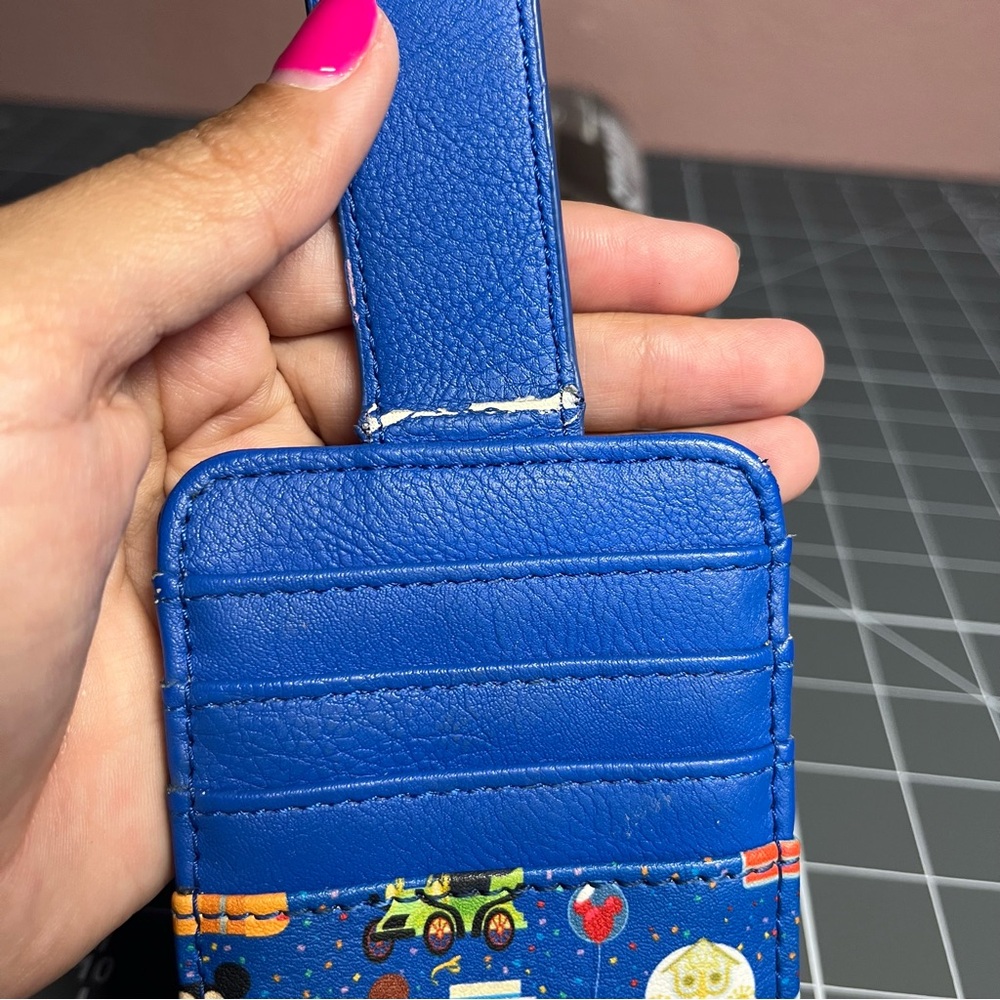 Disneyland Card Wallet - Picture 3 of 4
